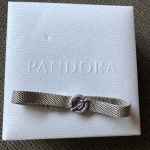 Pandoa Reflexions Mesh Bracelet Heart Arrow Charm